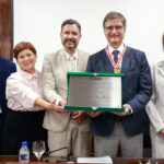 Assembleia Legislativa entrega...
