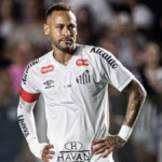 Nova lesão de...